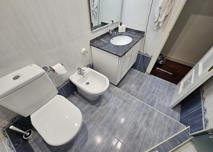 Апартаменты Bright In Parque Etxebarria With Parking Бильбао