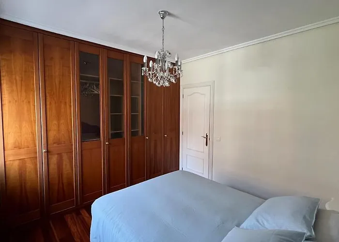 Apartment Bright In Parque Etxebarria With Parking Bilbao