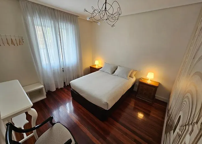 Apartment Bright In Parque Etxebarria With Parking Bilbao