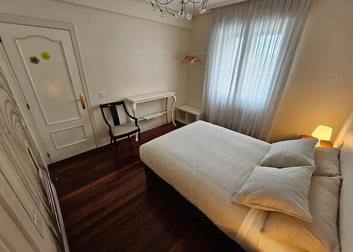 Bright In Parque Etxebarria With Parking Apartment